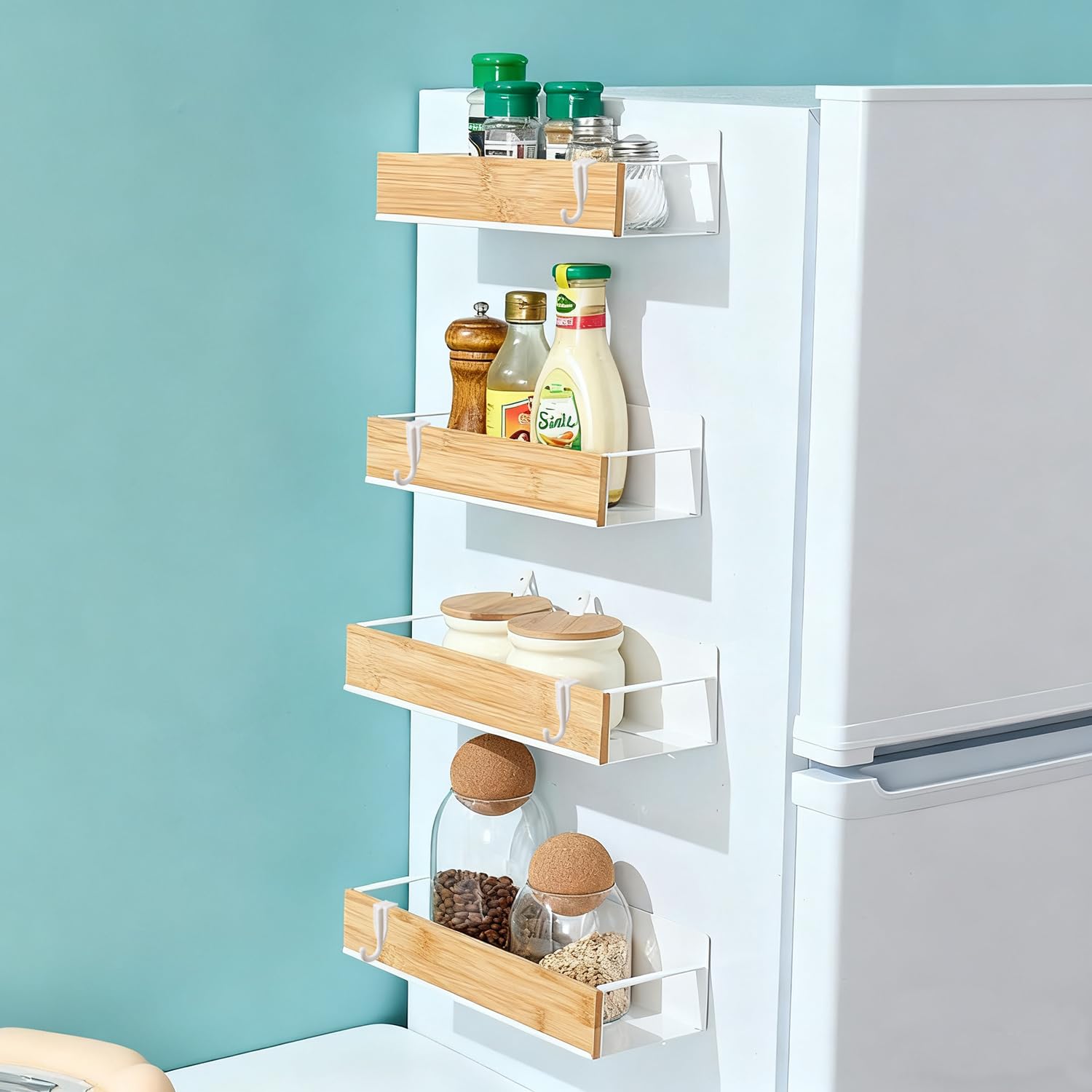 Magnetisches Gewürzregal für Kühlschrank und Ofen, 4 Stück, magnetische Kühlschrankregale mit beweglichen Haken für Küche Organisation und Aufbewahrung