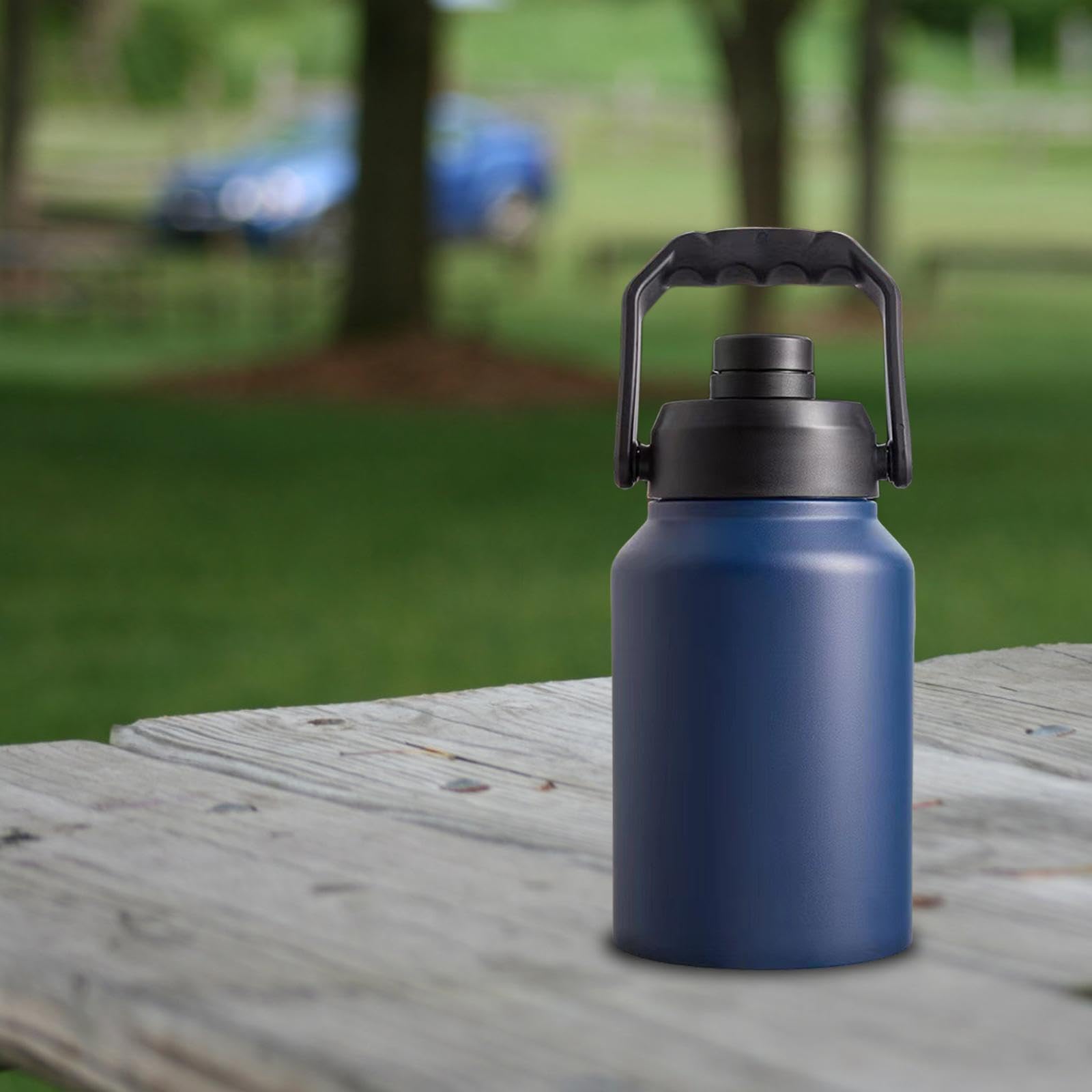 Botella de agua reutilizable de acero inoxidable con asa, grande, for correr, hacer ejercicio al aire libre, ciclismo y senderismo.(Blue 2L)