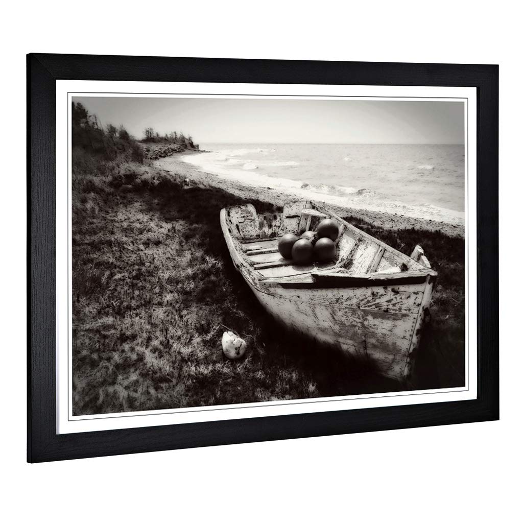 Big Box Art Framed Print Seascape Boat Wreck Beach Design | Wall Art Picture | Home Decor for Kitchen, Living Room, Bedroom, Hallway, Black, A2 / 24.5x18 Inch / 62x45cm