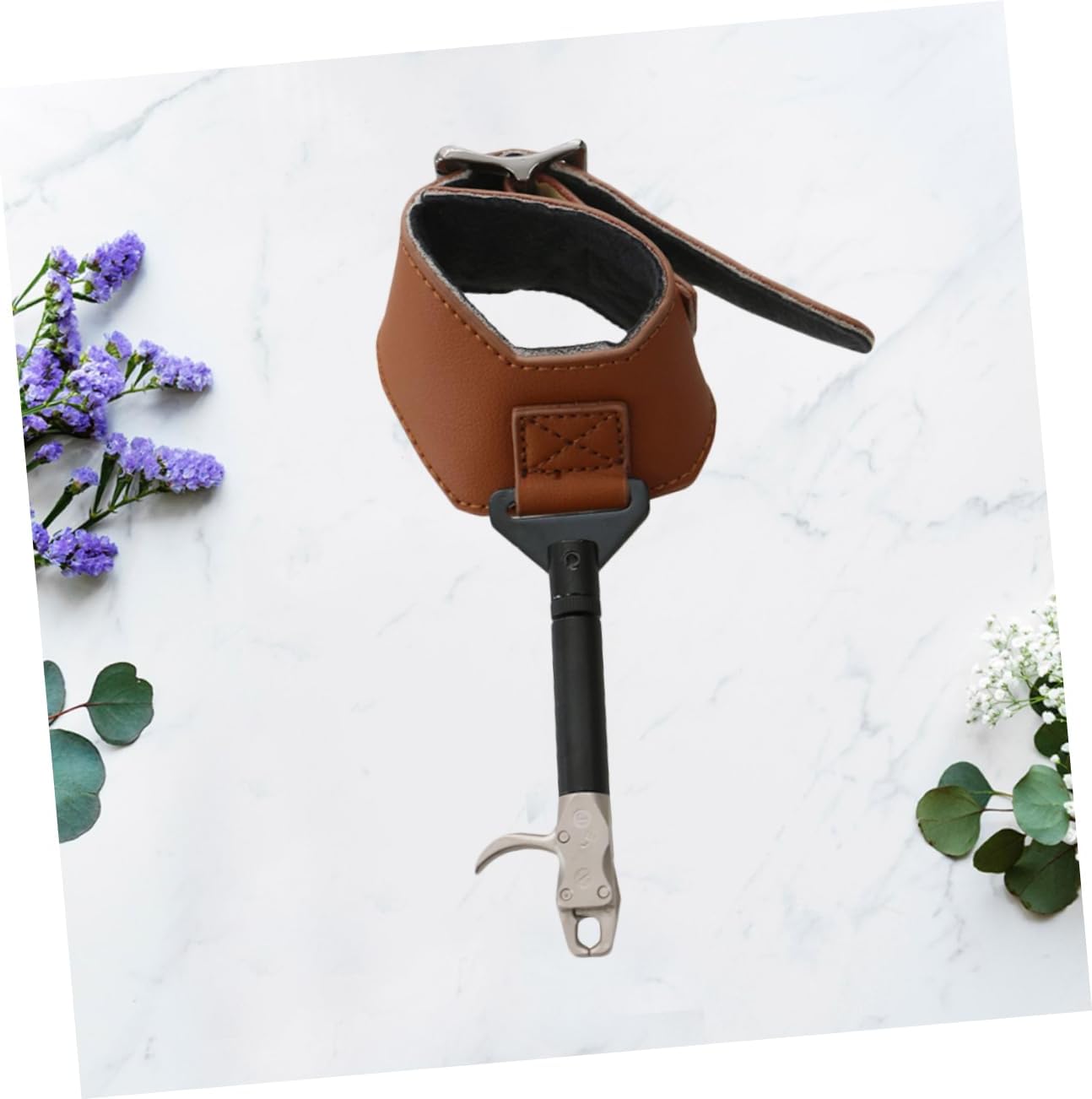 POPETPOP Recurve Bow Aid with Caliper for Enhanced Accuracy Hunting Accessory for All Ages Durable Arrow Wristband Brown Color