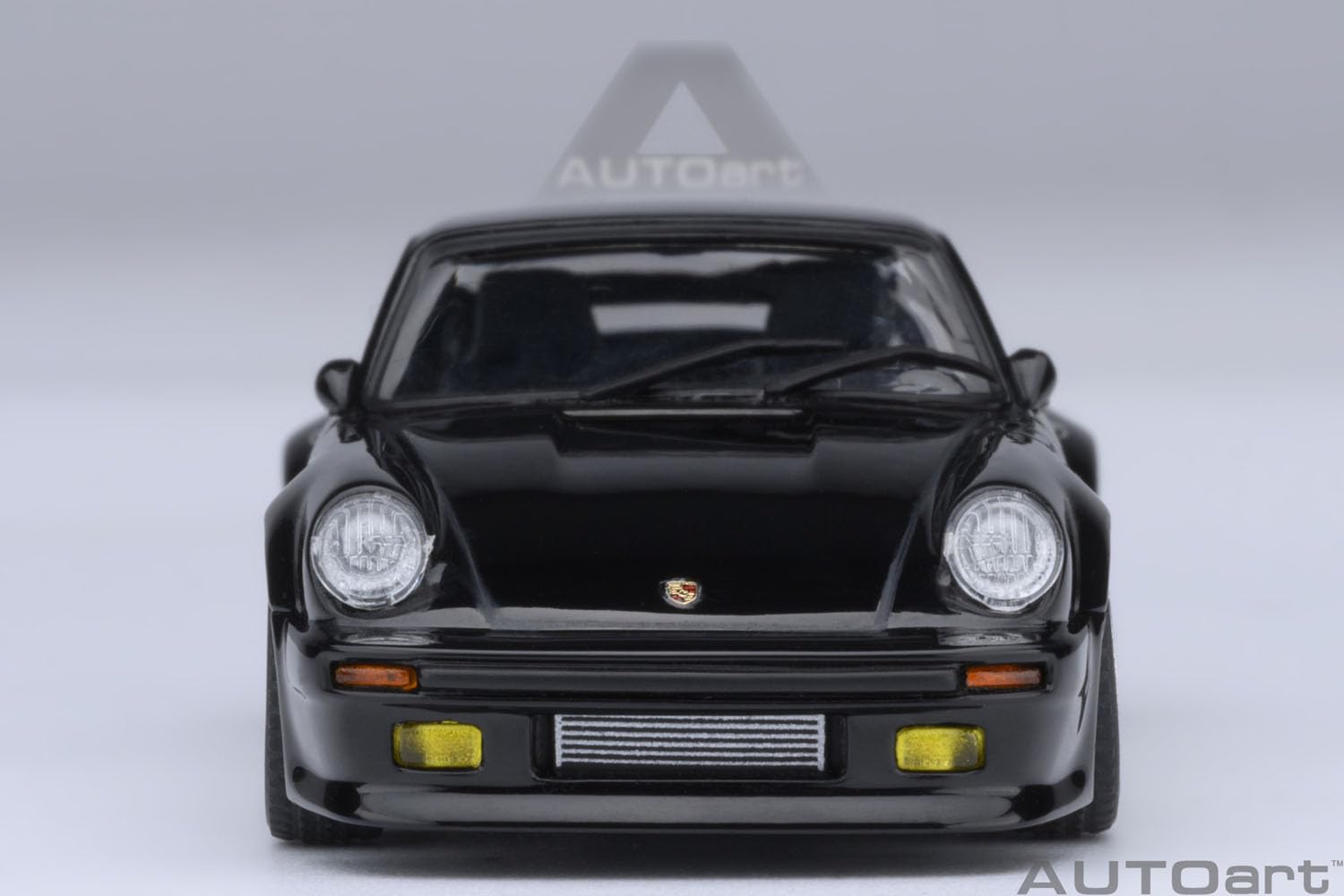 AUTOart　オートアート　ポルシェ　カイエンターボ　1/18　黒　希少 AUTOart オートアート ポルシェ カイエンターボ 1/18 黒 希少