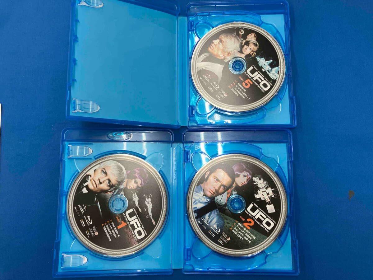 謎の円盤UFO ブルーレイ・コレクターズBOX〈初回生産限定〉 Amazon.co.jp: 謎の円盤UFO ブルーレイ・コレクターズBOX(初回