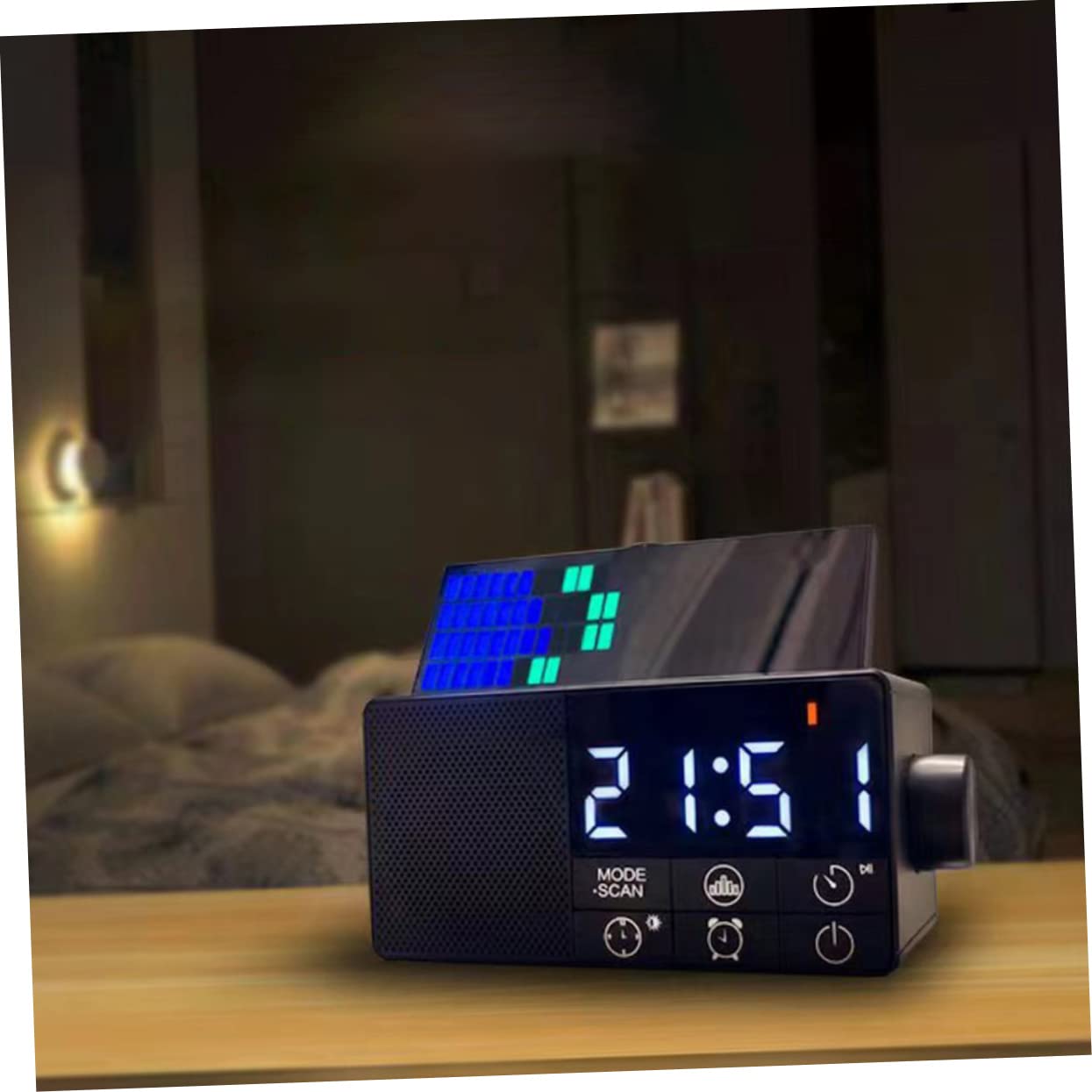 UPKOCH Digitaler Wecker Mit Fm-radiosender Und USB-anschluss Funkwecker Für Schlafzimmer Digitaluhr Mit Lautsprecherfunktion Wecker Fürs Schlafzimmer Mit Aux-Eingang Lautsprecherwecker