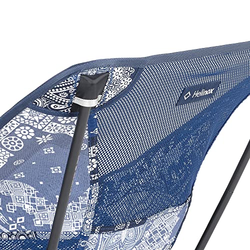 Helinox Chair One | De originele stoel van Helinox blijft de ultieme combinatie van comfort, lichtgewicht op te bergen en een uitgekiend design, Blue Bandana Quilt - Afbeelding 4