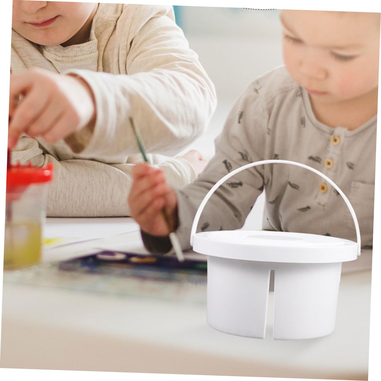 HOODANCOS Portable Artist Brush Washer Paint Brush Basin Tub with Holes for Drying for Children Art