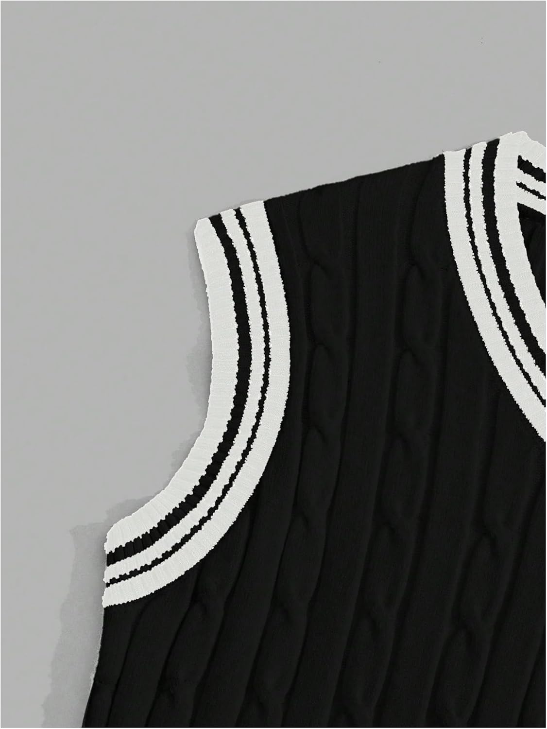 Milumia Men's Cable Knit Cricket Sweater Vest Striped V Neck Sleeveless Fall Sweater Tank Tops