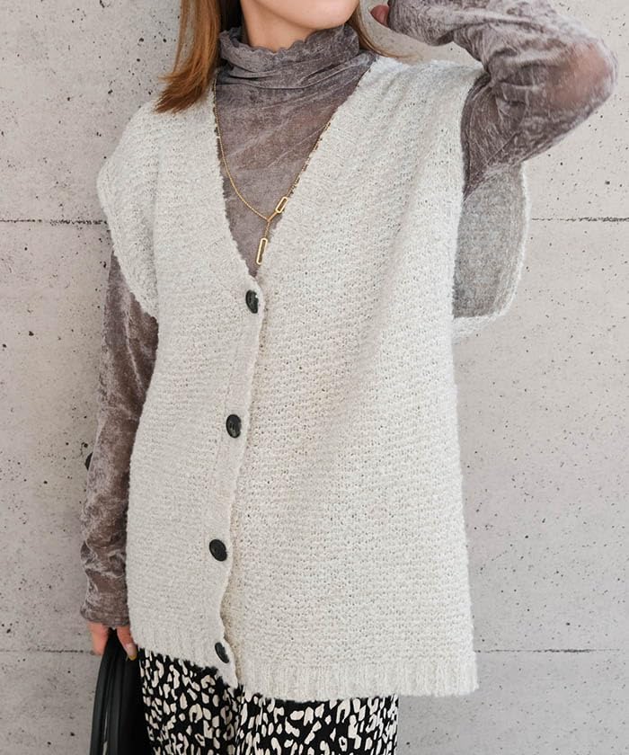 [アクアガレージ] ファンシーヤーン前ボタンベスト ファンシーヤーン ボトルネック モックネック レイヤード 体型カバー 無地 カジ