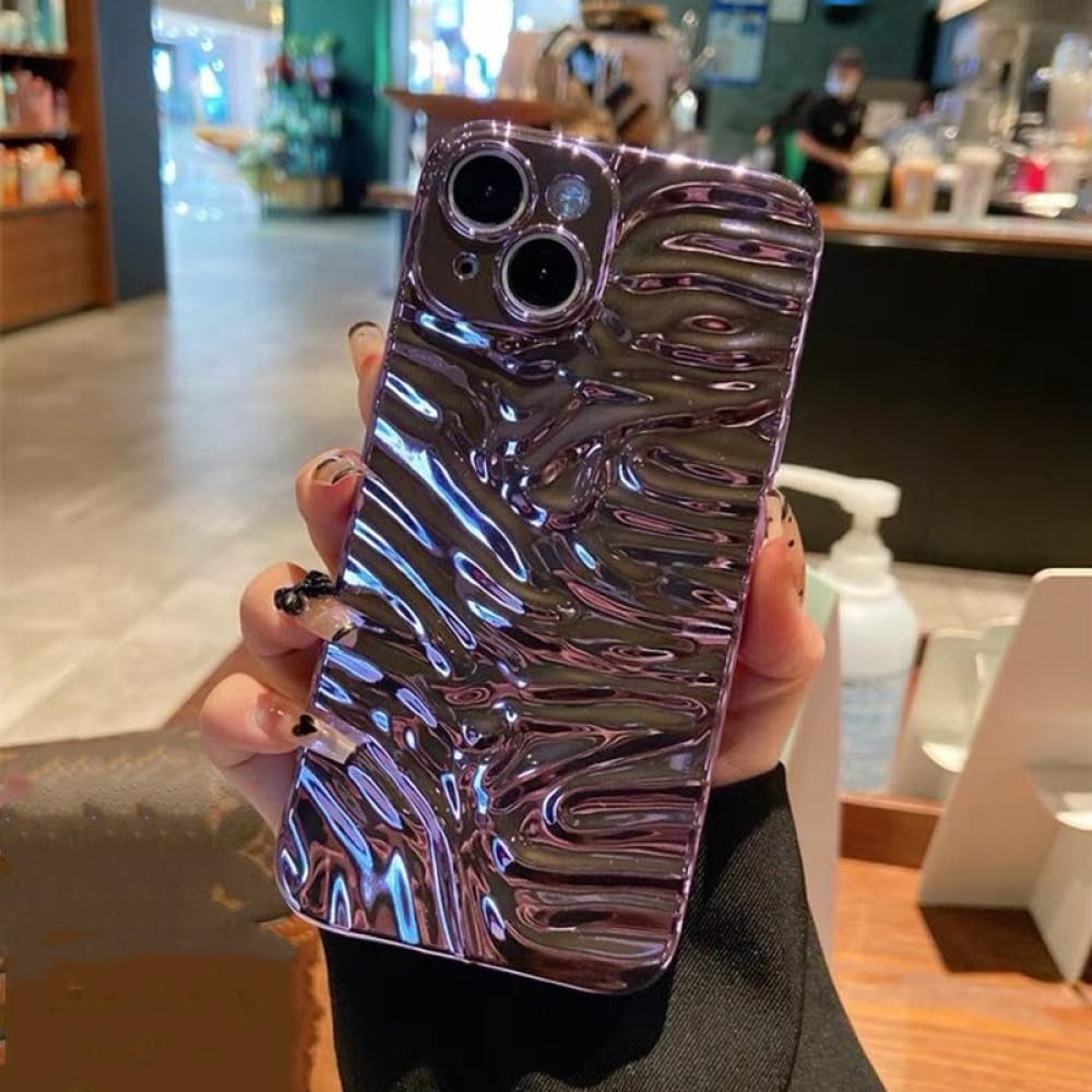 Housse iPhone 14 violette haut de gamme design vagues et finition laser