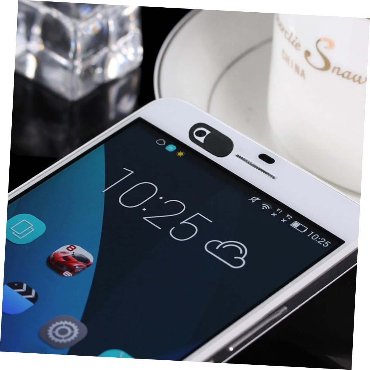 Орыс қызға қоңырау шалатын бейне