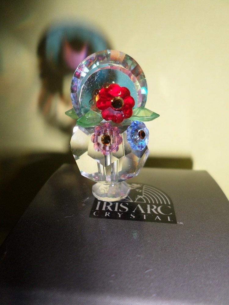 Iris Arc Crystal ** Heartland Collection - Small Bouquet Basket ** 53-92120