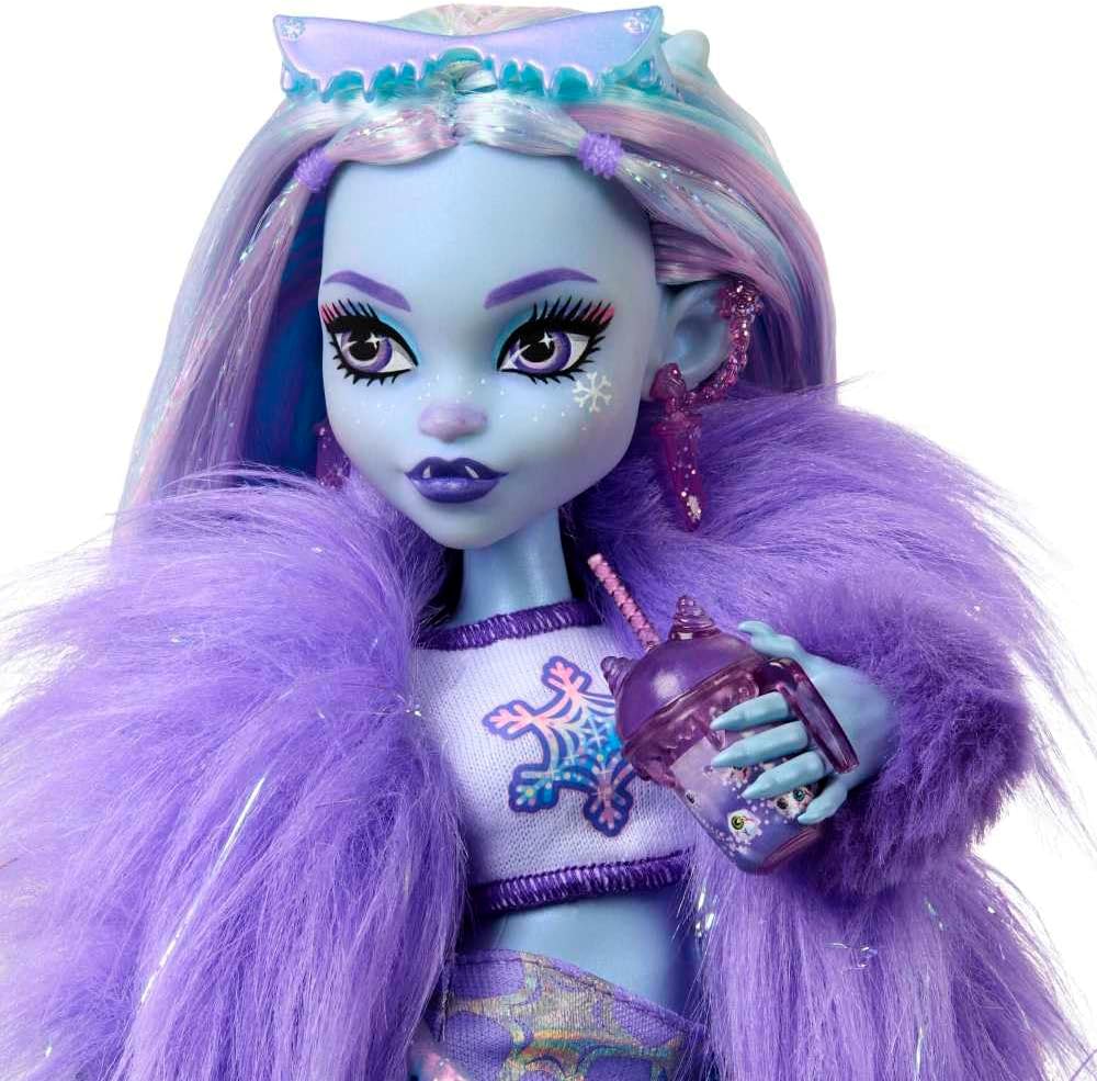 Muñeca Monster High, Abbey Bominable Yeti de moda con mamífero mamut mascota y accesorios temáticos — imagen 3