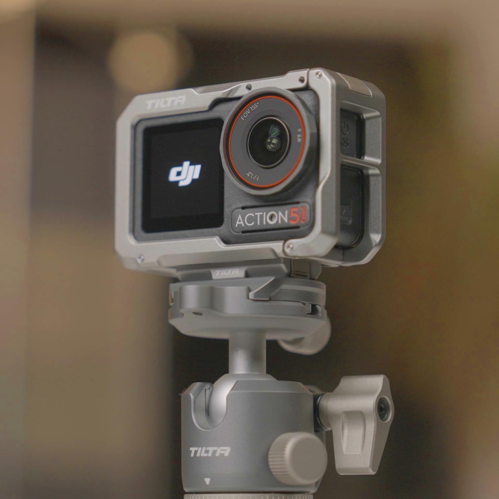 Tilta Cage Osmo Action 5 Pro, Cage Complète pour Caméra Compatible avec DJI Osmo Action 3, Action 4, Action 5 Pro avec Filetage 1/4"-20, Récepteur Cold Shoe - Gris Titane TA-T72-FCC-TG