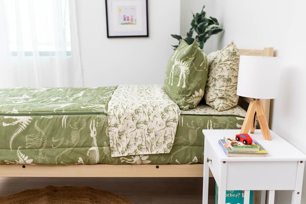 Dinosaur T-Rex Durable Zipper Bedding for Kids - Green Sheets & Comforter with Dino Fossils - Includes 2 Pillowcases & 2 Shams - Easy to Make & Wash- Full