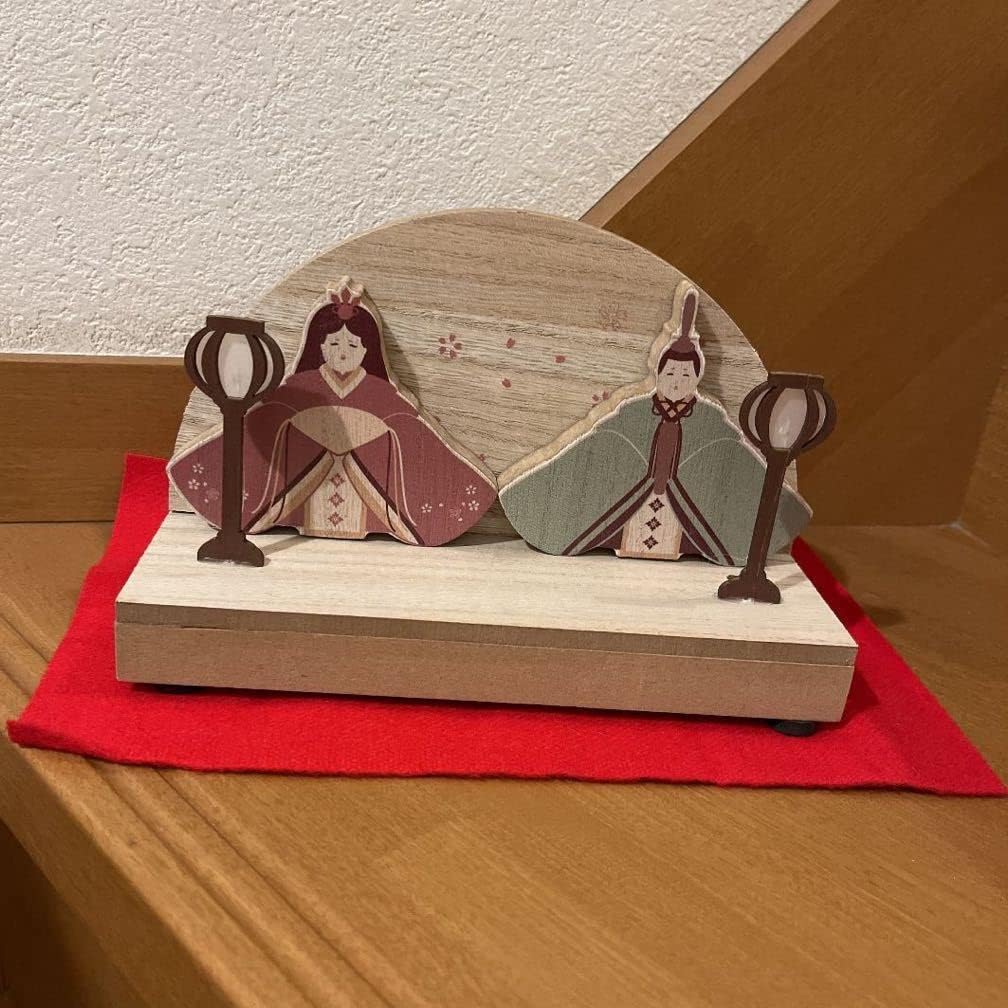 Hinamatsuri Dolls Wooden Interior