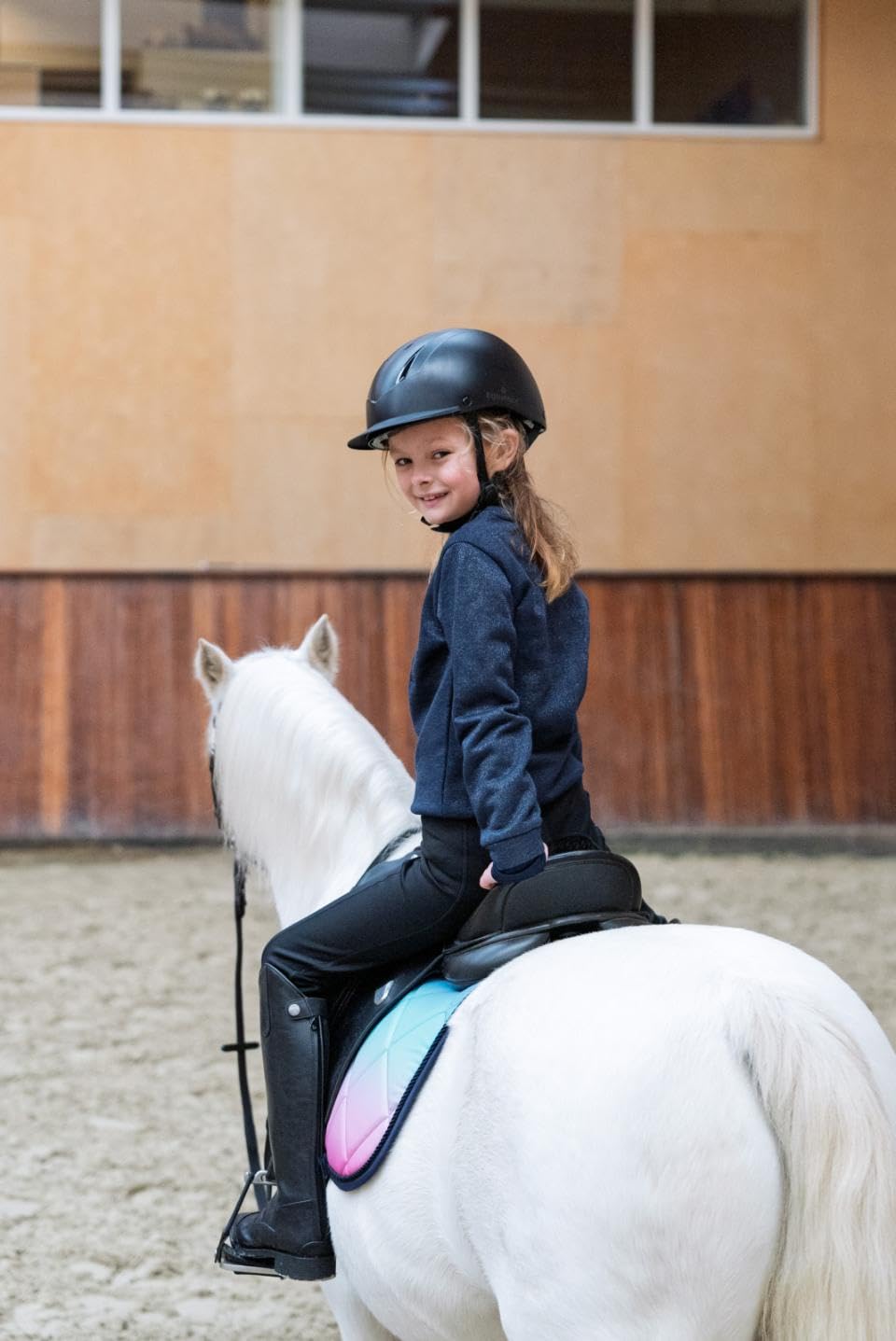 Equipage Casque d'équitation Vilma noir pour enfants et adultes