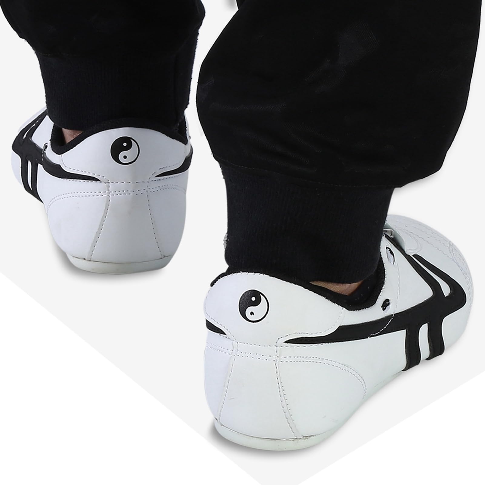 Alomejor Zapatos de Taekwondo Artes Marciales Zapatilla de Boxeo Karate Kung Fu Tai Chi Zapatos Zapatillas de Rayas Negras Zapatillas Ligeras