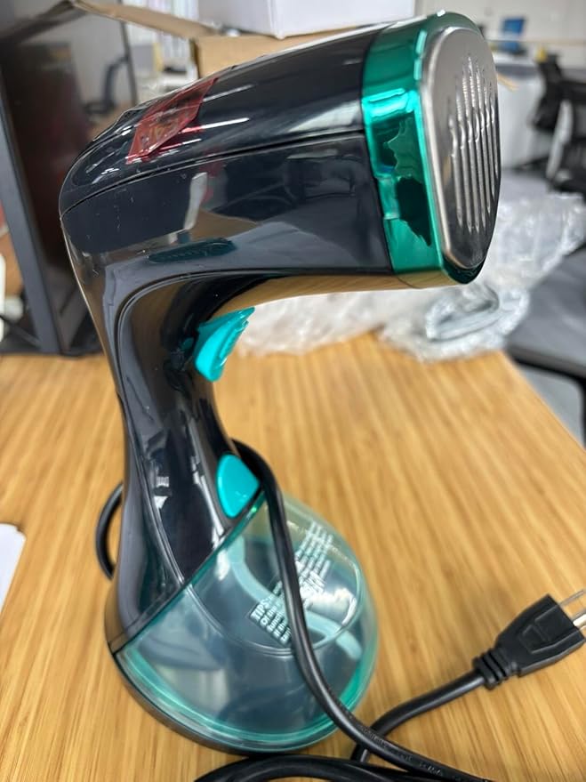 Humutan Portable Steamer: Efficient Clothes Wrinkle Remover