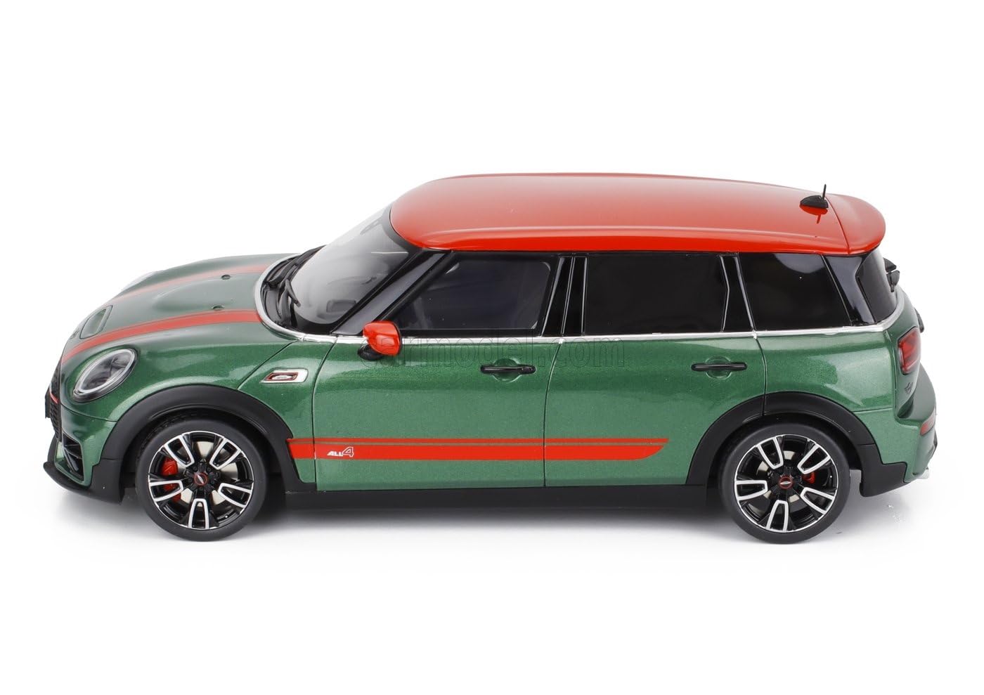 Amazon.co.jp: ミニカー 1/18 ミニクーパー F54 OTTO-MOBILE 1
