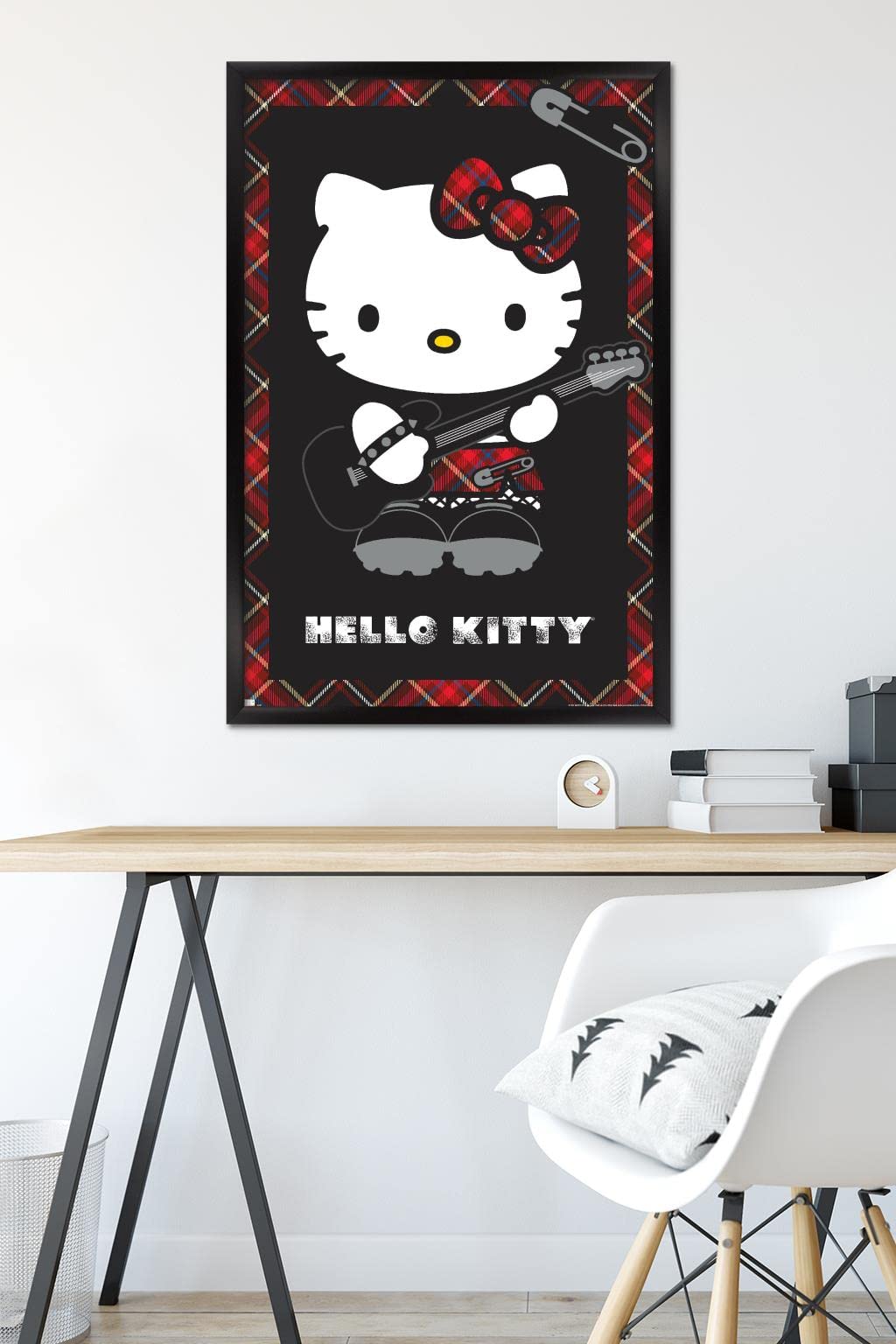 アート・デザイン・音楽 Hello Kitty, Hello Art! Amazon.com: Trends International Hello Kitty: 22 Punk Red