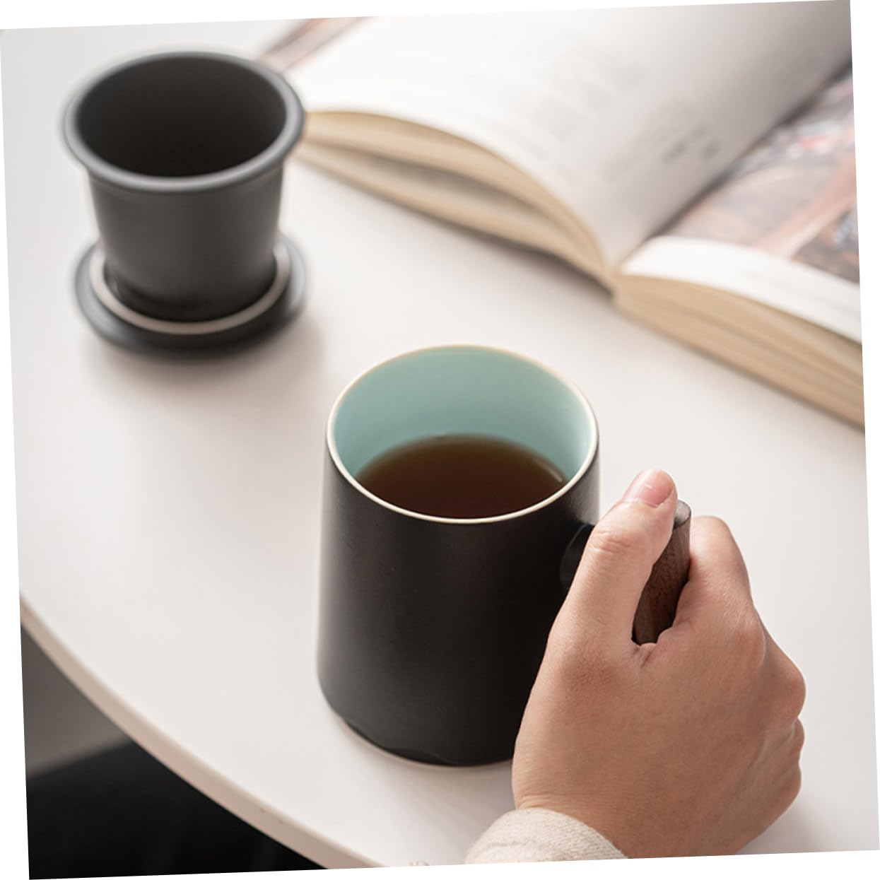 Tazza Ceramica Con Manico e Filtro Capacità Elegante Tazza Da Tè Per Casa e Ufficio Design Stile Semplice Per Infusi e Tisane Per Amanti Del Tè e Del Caffè