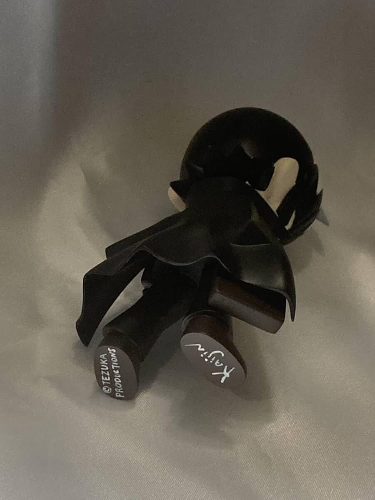 Amazon.co.jp: KAIJIN ブラックジャック レジン製 フィギュア 10