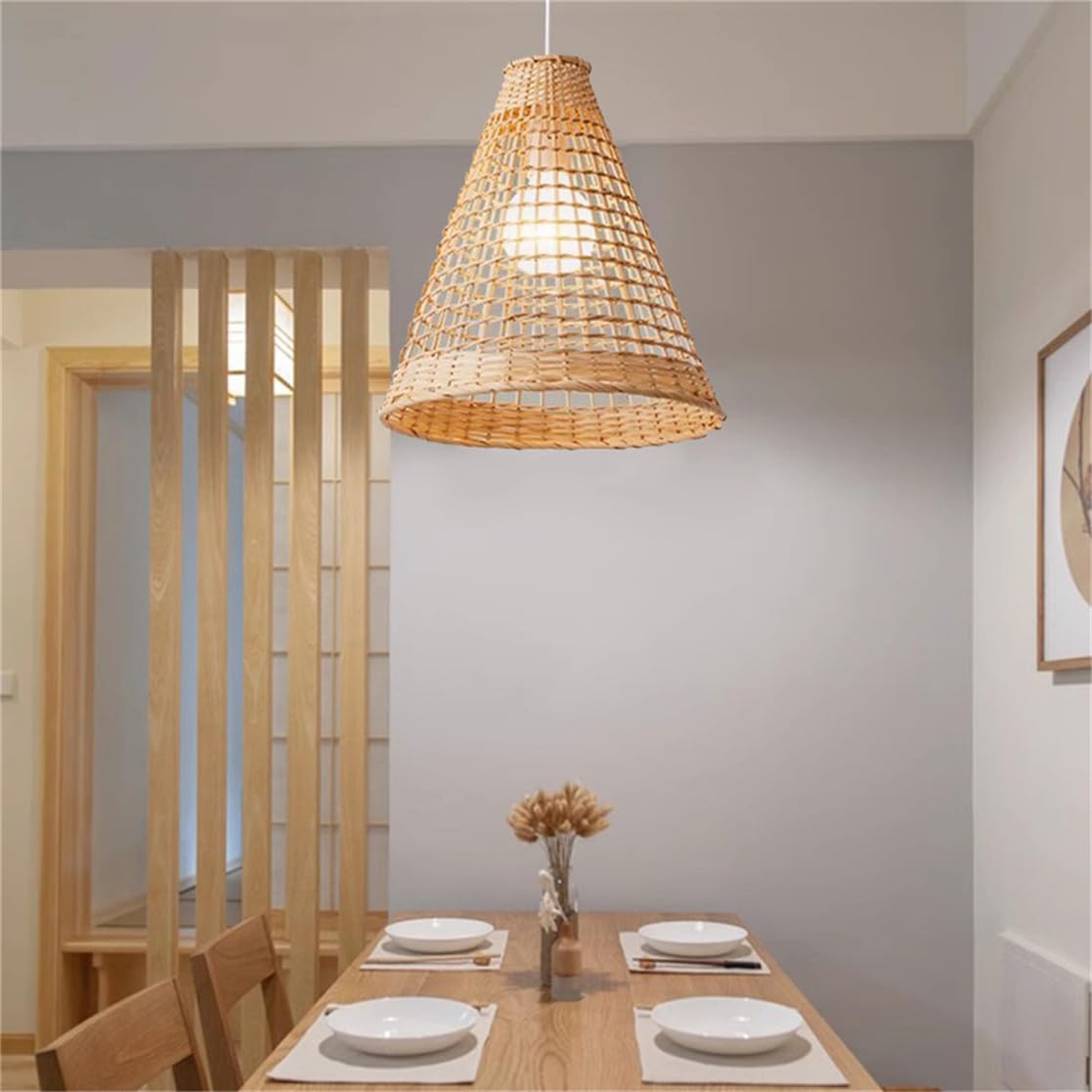 Lámpara Colgante Triangular De Ratán Para Cocina O Interior.