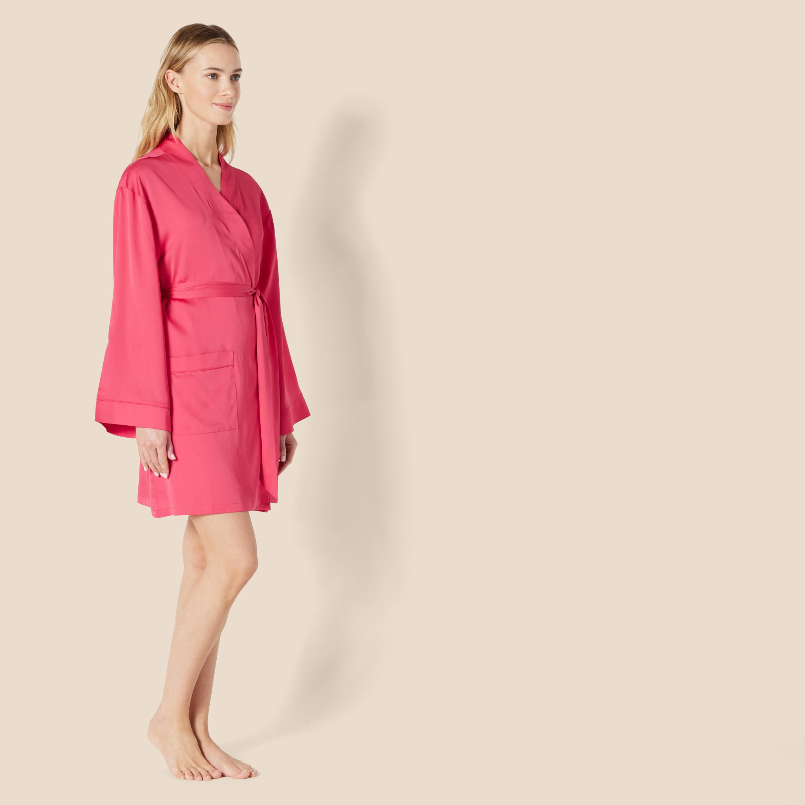 Amazon Essentials Femme Robe de Chambre en Satin à Coupe Décontractée