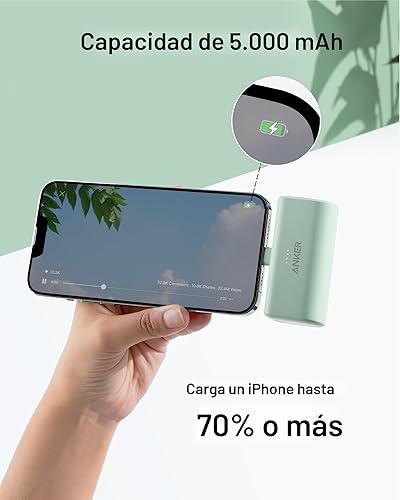 Miniatura 6 de Anker Nano Cargador portátil para iPhone, con conector Lightning MFi certificado incorporado, batería externa de 5,000 mAh y 12 W, compatible