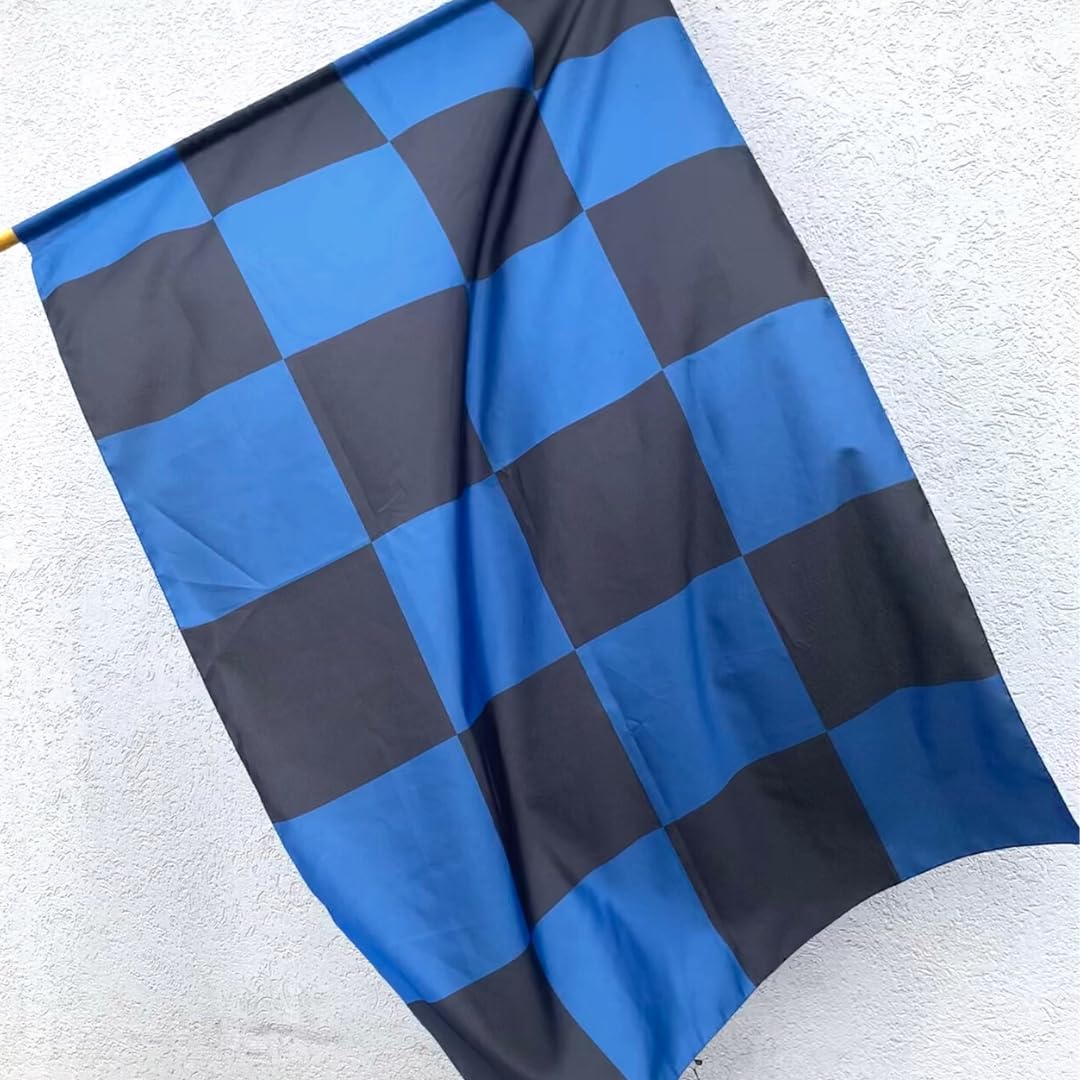 NARAMAKI® Bandiera Scacchi Neri E Azzurri 90x150cm - Made in Italy - Bandiera Int Scacchiera in Poliestere con Passante per Asta Nera ED Azzurra - Campinato di Calcio 2025