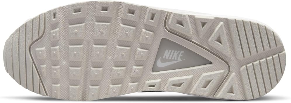 NIKE Men's SneakerSneaker