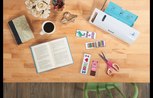 Sigel VZ215 Adhesive Laminating Pockets For Business Card/ID