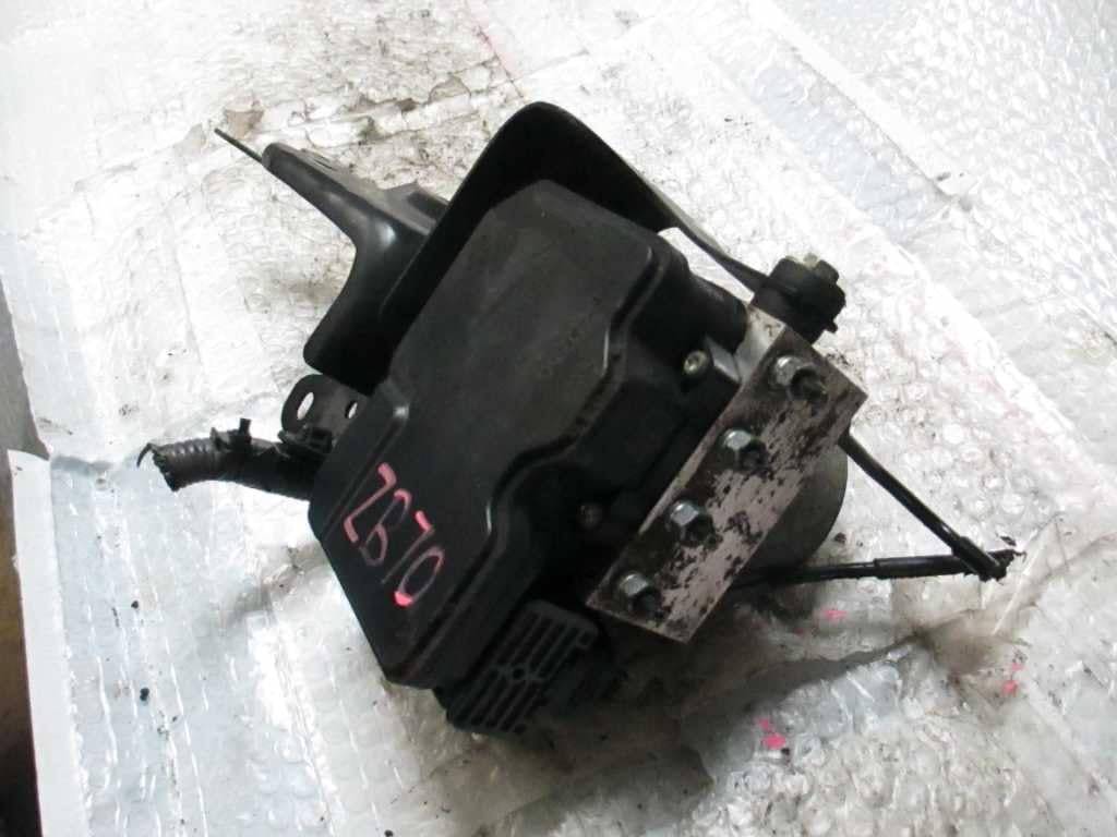 Anti-Lock Brake Part Actuator and Pump Fits 16-18 fits Rav4 44540-0R170 445400R170