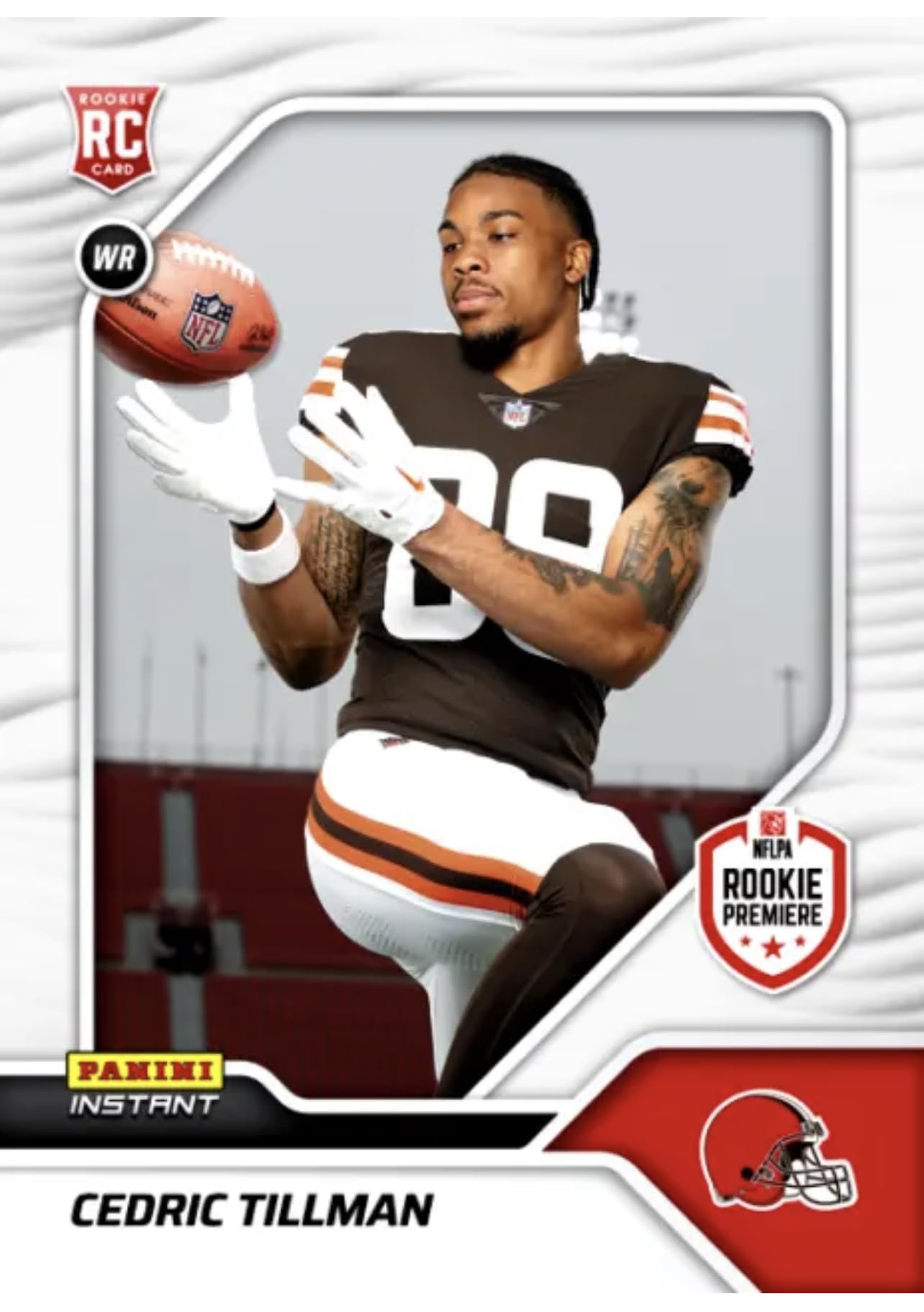 PANINI NFLカード CROWN E TITUS YOUNG 1/1 #9 送料無料 中古 IT1 PANINI NFLカード CROWN ROYALE TITUS YOUNG 1/1 #9 送料無料
