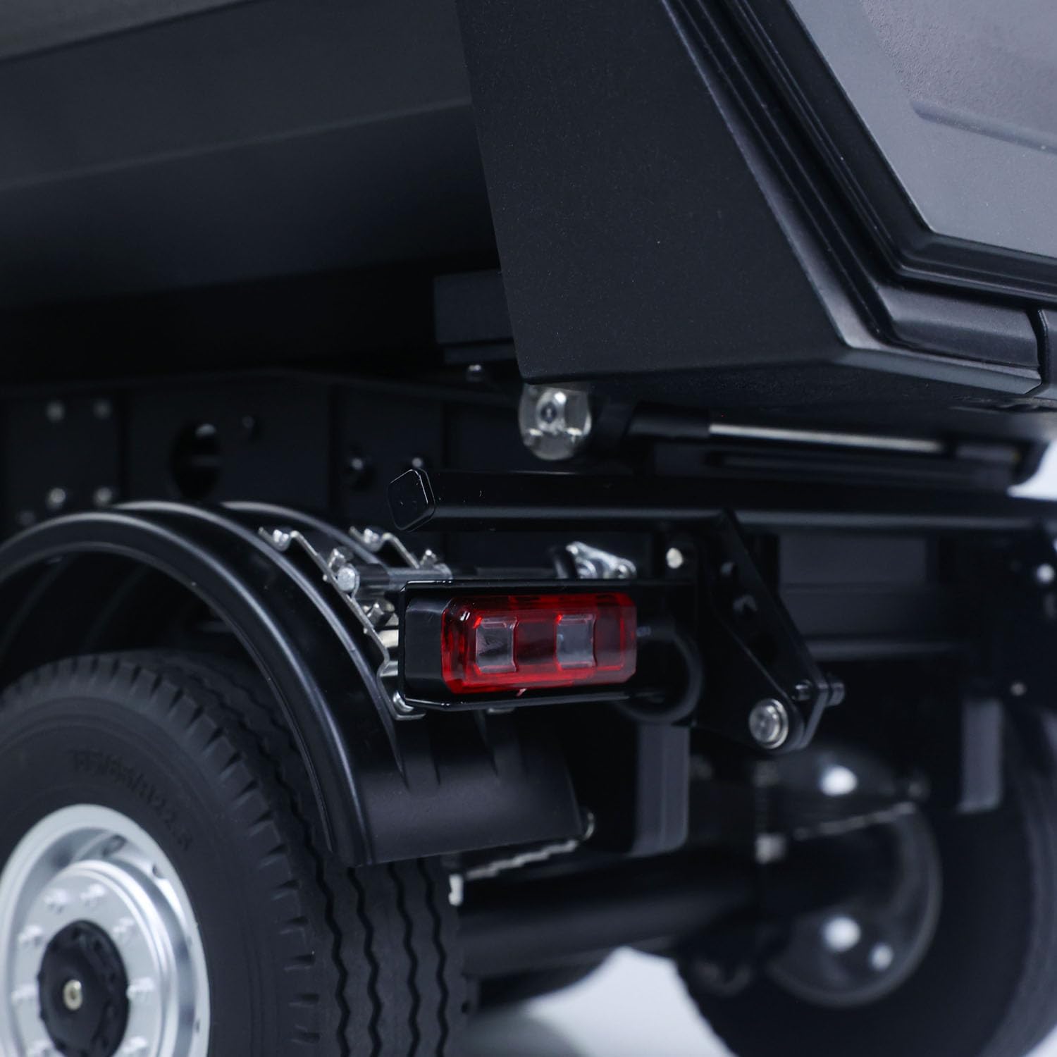 Kabolite 1/14 Metal Remote Control 3Axles Electric Lifting Semi Trailer Dumper for RC Tractor Truck SC 770S 100 Battery Charger Hobby Grade Model Parts