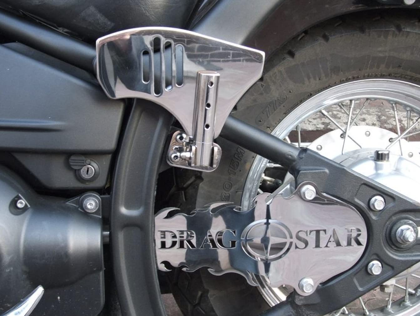 BM UK | XVS650 | Cubierta del eje de transmisión Moto cardan Drag star  modelo SPIKY STAR BLACK - XVS 650 Drag Star : Amazon.com.mx: Automotriz y  Motocicletas