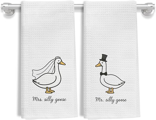 Funny Mr and Mrs Silly Goose Kitchen Towels, Wedding Gifts for Couples Newlyweds Dish Tea Towels for Kitchen Decor, Just Married Gifts Decorative Hand Towels for Bathroom, 16x24 Inch Set of 2