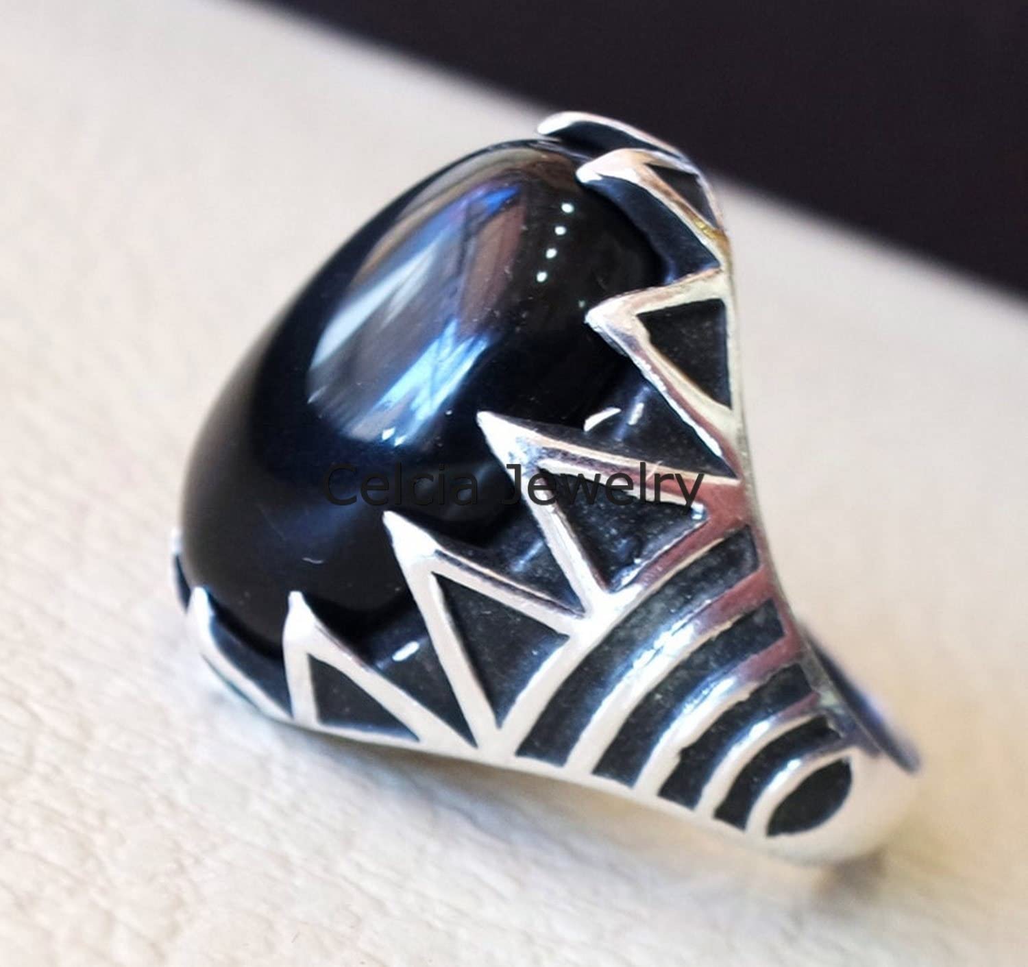 Anillo ovalado de piedras preciosas de ónix negro natural, anillo de sello de plata de ley sólida, anillo de declaración, regalos metafísicos para hombres, anillo elegante