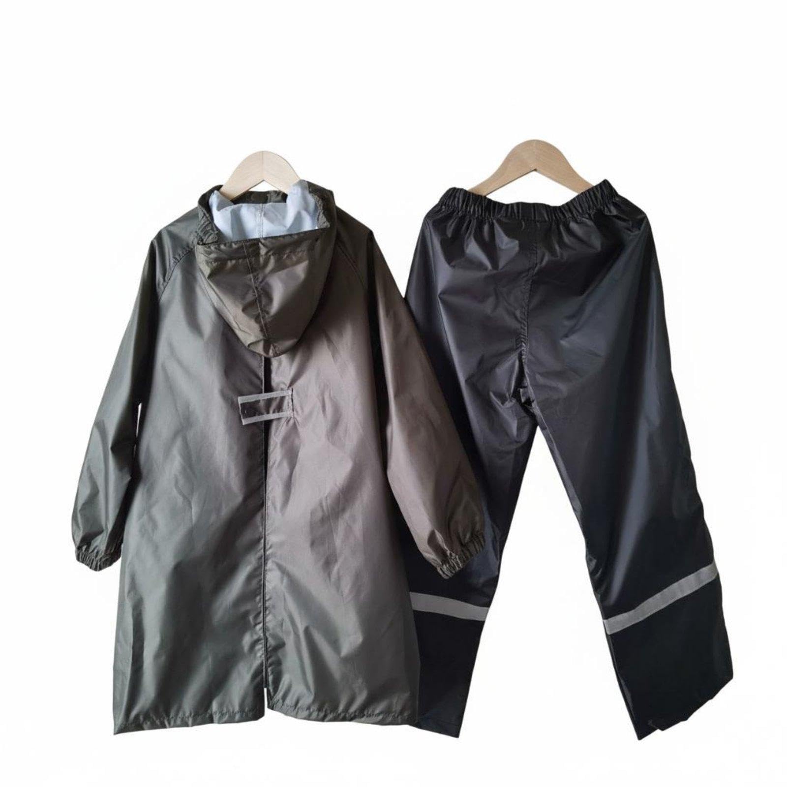 CALANDIS 2 Pieces Kids 2-Piece Rain Suit Waterproof Children's Raincoat and Pants Set Hooded Raincoat and Pants Set for Young Children, Outdoor, Camping 150 Green Black-picture-5
