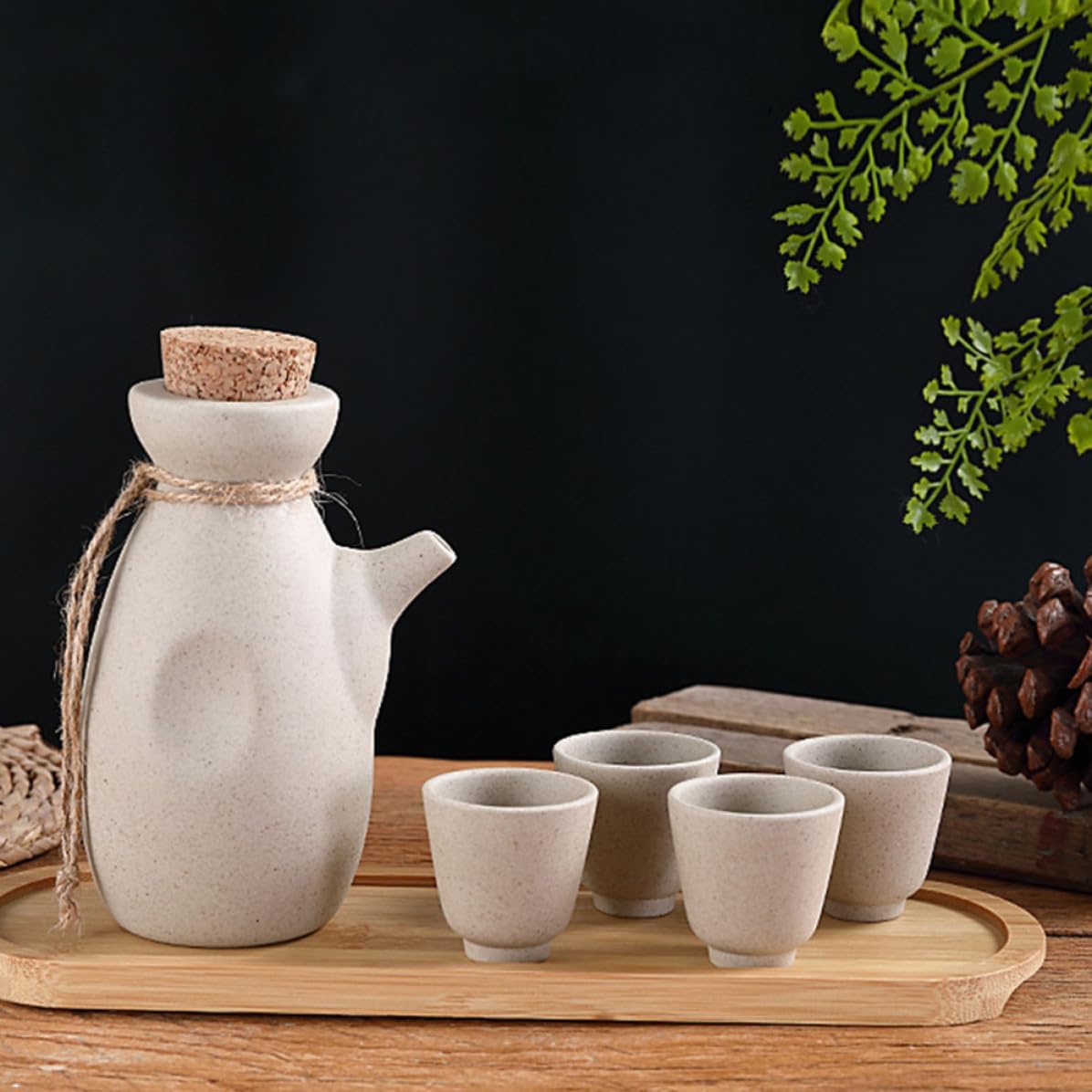 Japanese Style Wine Pot Ceramic Sake Set 300ml with 4 Cups