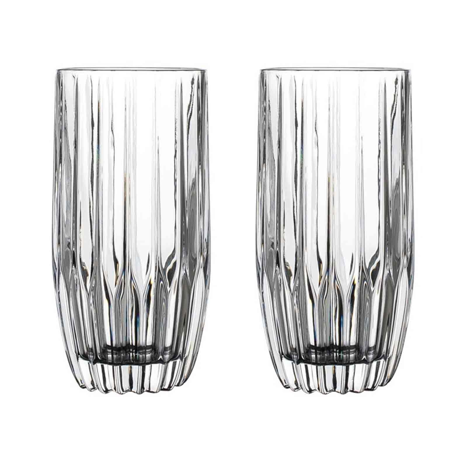 Vasos de vidrio vintage transparentes para servir café helado en el desayuno