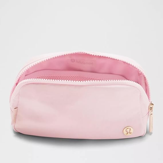 Lululemon Everywhere Belt Bag, 1L (Blissful Pink)