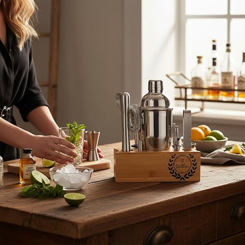 Miniatura 4 de Juego de coctelera personalizada con soporte, kit de camarero grabado con jigger, colador, cuchara y vertedor, regalo de mezclología de barra