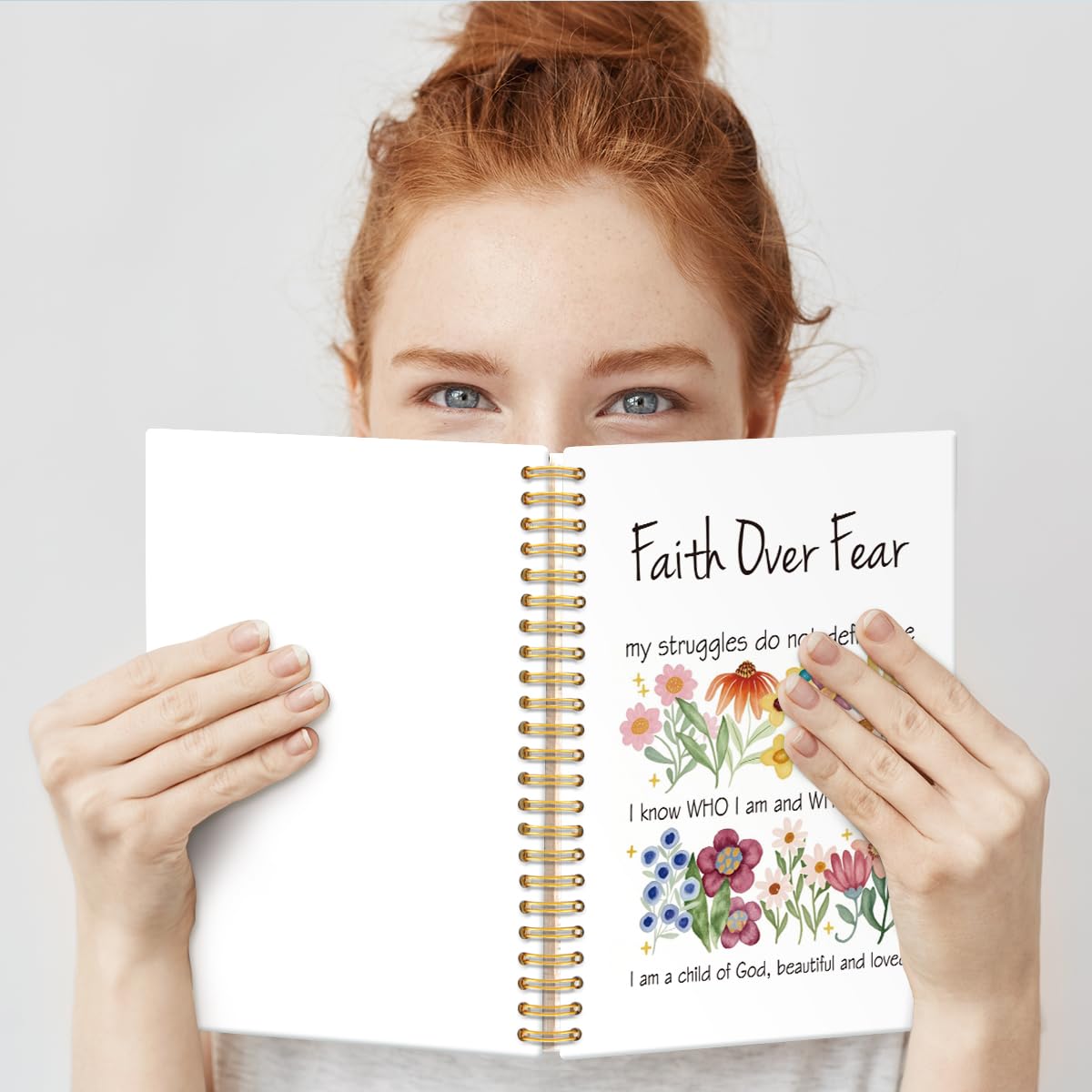 Cuaderno con espiral de tapa dura con 160 páginas con forro de Faith Over Fear, diario de arte de flores cristianas, cuaderno inspirador, bonito diario bíblico para mujeres, compañeras de