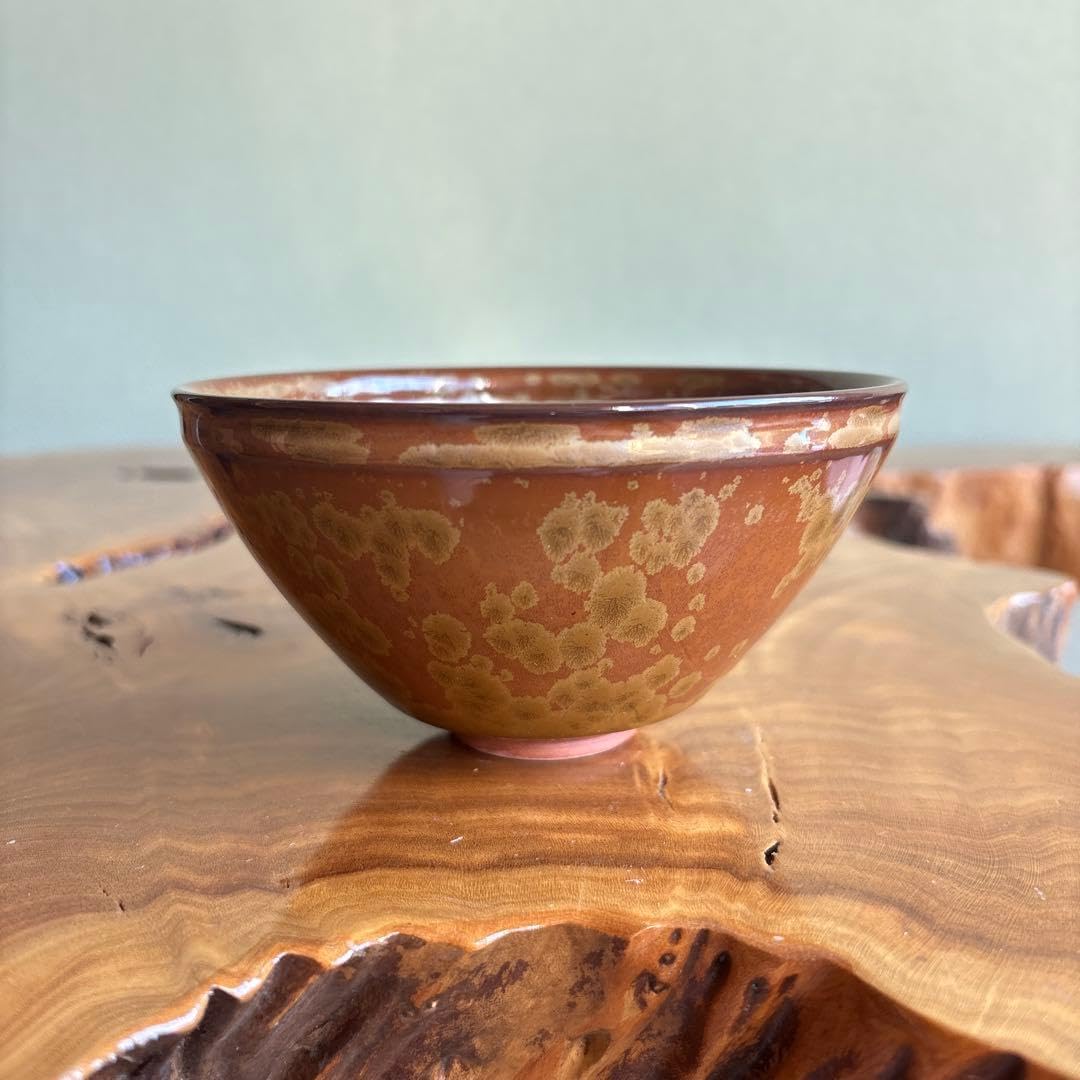 Amazon.co.jp: 泉窯 蔵山作 金結晶 天目茶碗 抹茶碗 茶道具 共箱42