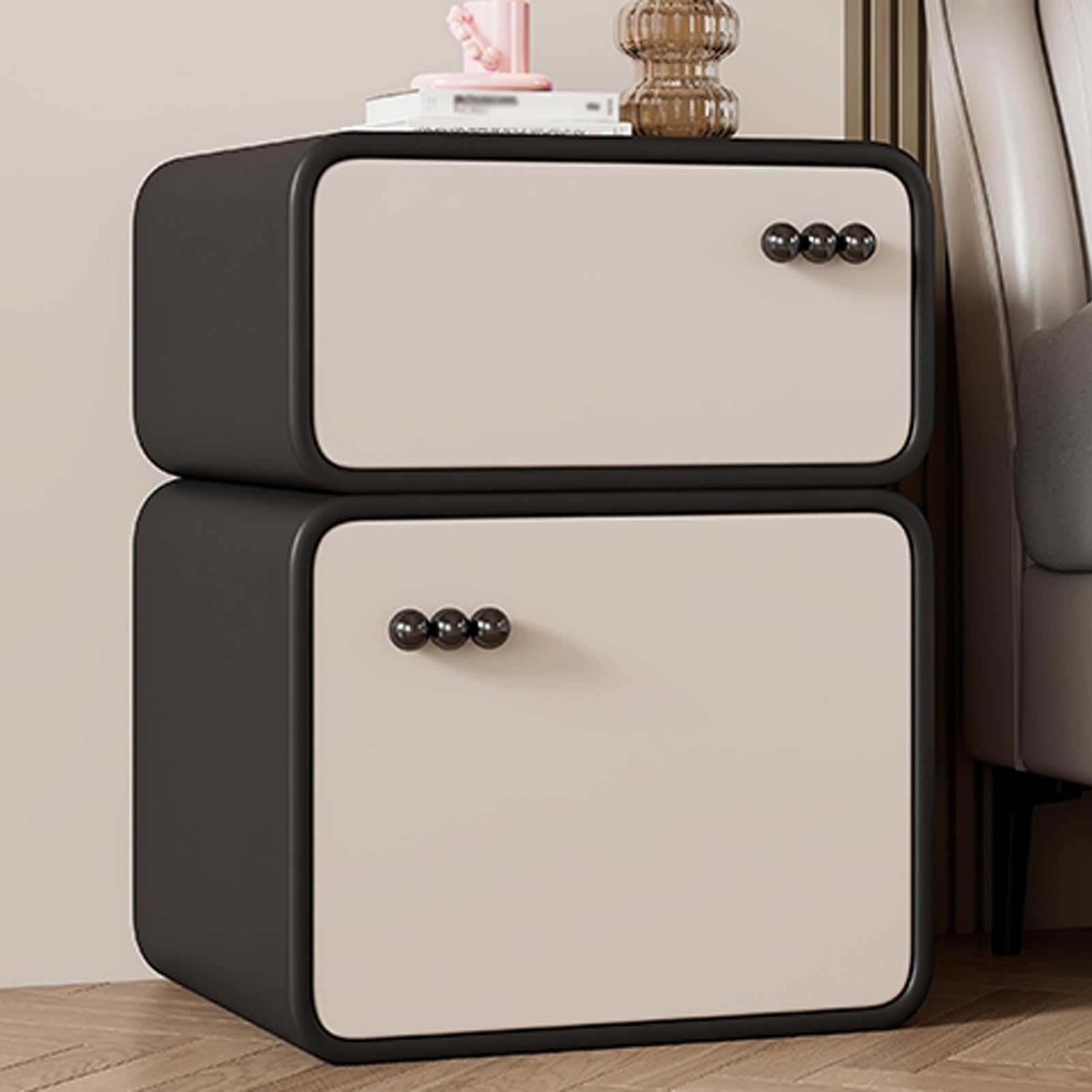 Table de nuit en bois avec 2 tiroirs, la solution de rangement moderne en cuir pour votre lit