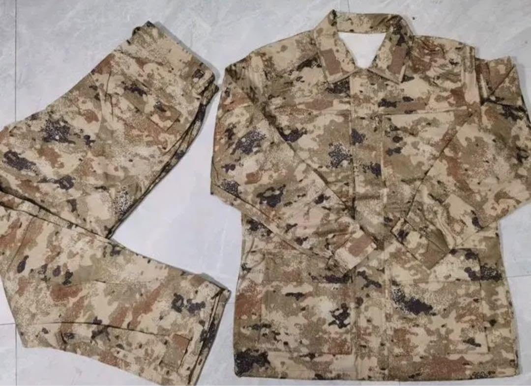 中国武警 21式新式マルチカム迷彩 戦闘服冬 ウワギツボン