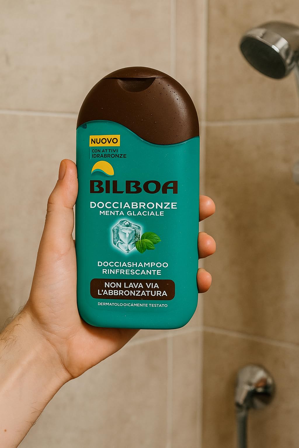 12X Bilboa Docciabronze Menta Glaciale 250ml – Docciashampoo Corpo e Capelli – Rinfrescante, Idratante, Non Lava Abbronzatura, Con Attivi Idrabronze – Uso Quotidiano, Dermatologicamente Testato