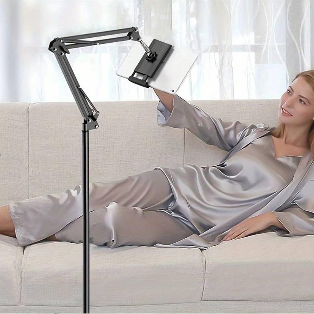Soporte de suelo para tablet para Apple iPhone 15 13 12 11 XR Xs X Plus Pro Max iPad 7 6 5 4 Mini Air 2021 2022 360 grados giratorio metal soporte ajustable C137 altura ajustable varilla de metal