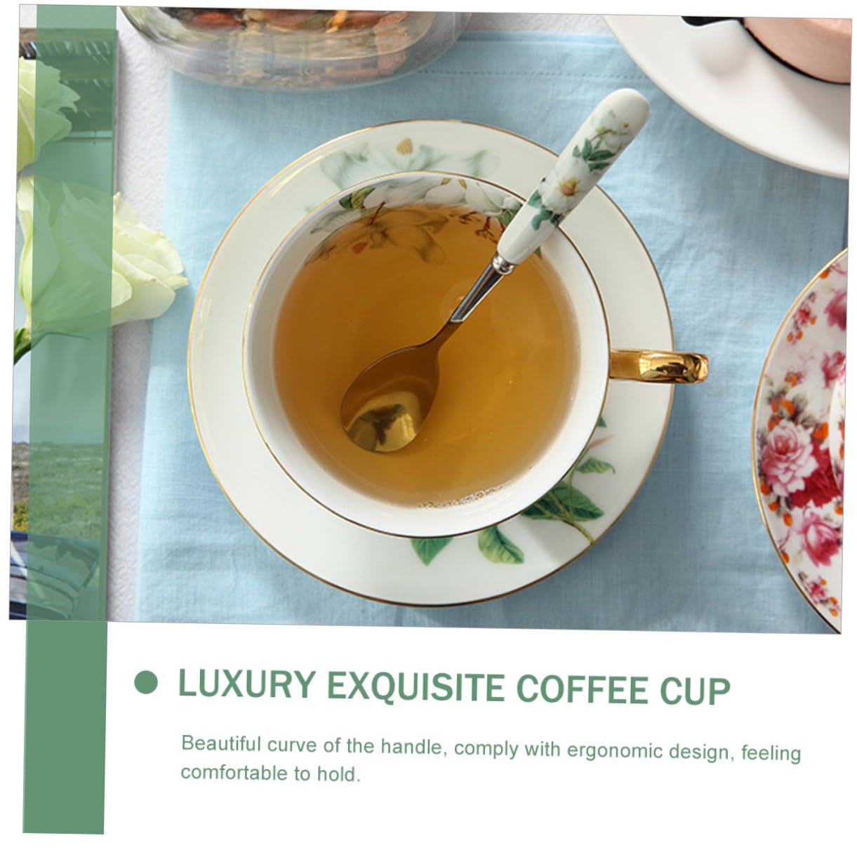 Toyvian Set Tazzine da Caffè in Porcellana con Decoro Dorato, Design Ergonomico, Facile da Pulire, Completo di Piattino e Cucchiaino per Tè e Caffè