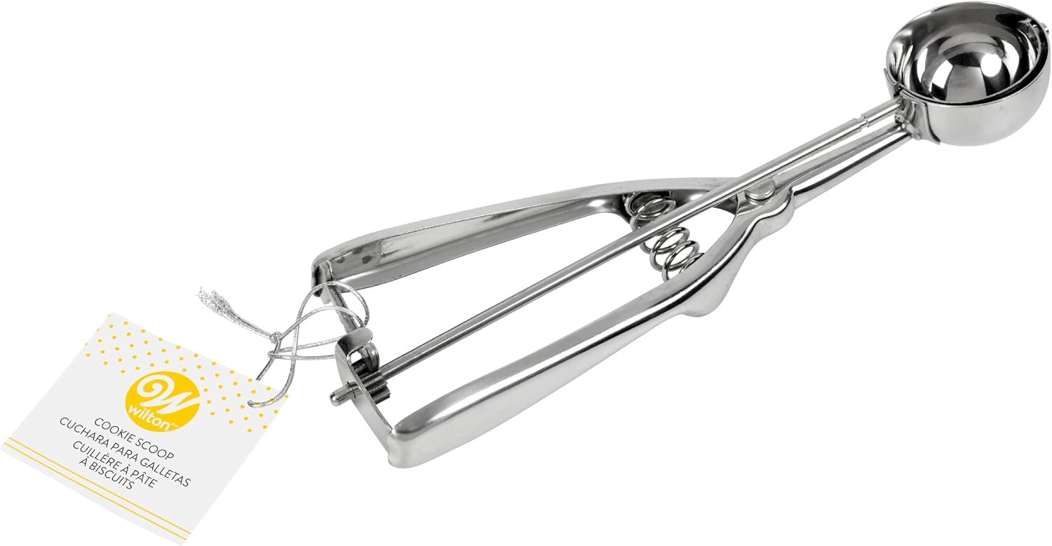 Wilton Stainless Steel Cookie Scoop, 4 Teaspoon Capacity, Squeeze-Handle Dough Scoop for Evenly Sized Cookies and Baking